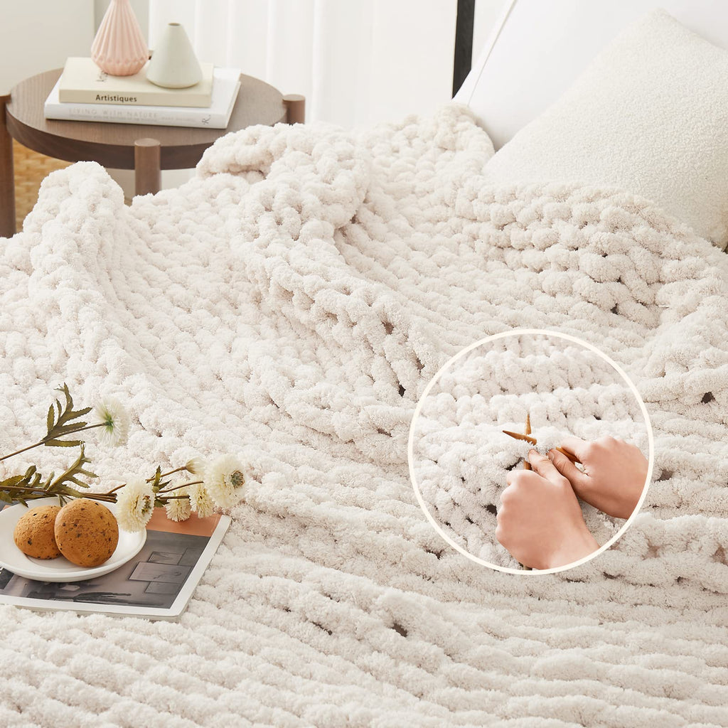 Chunky Knit Throw Blanket for Couch, 60'' x 80'' Knit Throw, Ivory