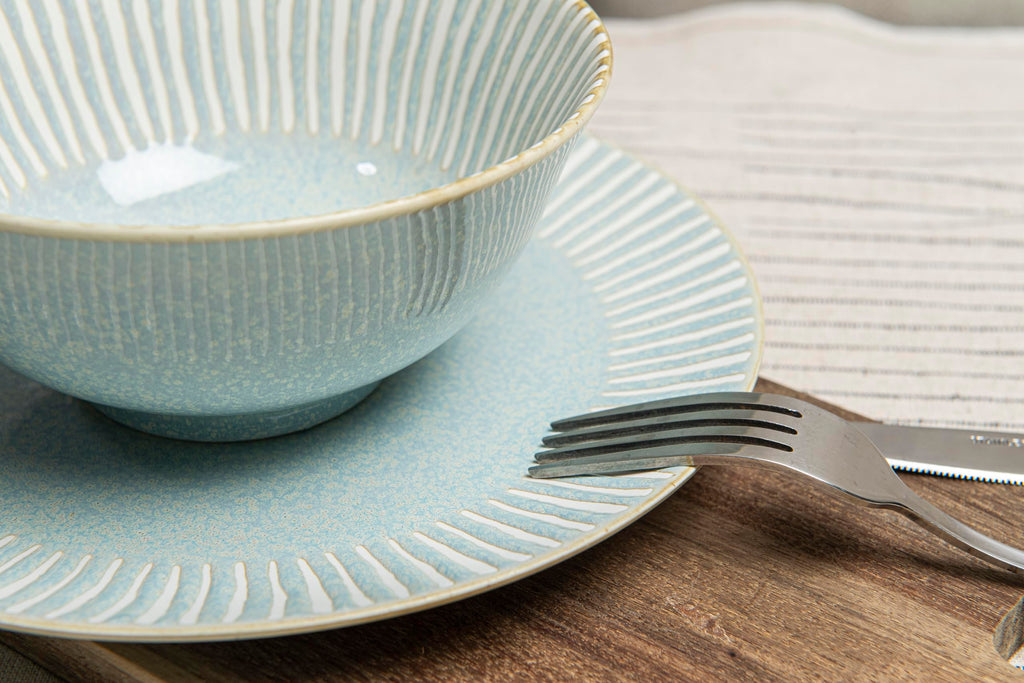 12-Piece Reactive Blue Ceramic Dinnerware Set Bali Breeze Blue Elegant Table Setting for Every Occasion - Microwave &