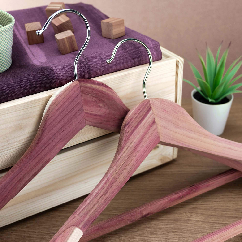 5 Cedar Wood 17.7inch Suit Hangers with Broad Shoulders and Non-Slip Ridged Trouser Bar
