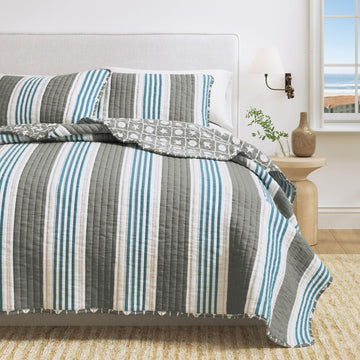 Coastal Quilt Set - 3-Piece Size Stripe Bedding Set - Lightweight, All-Season, Reversible Bedspread