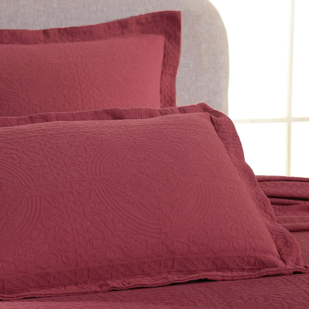Cotton Bedspread, Jacquard Woven Matelasse Bedding, King, Garnet