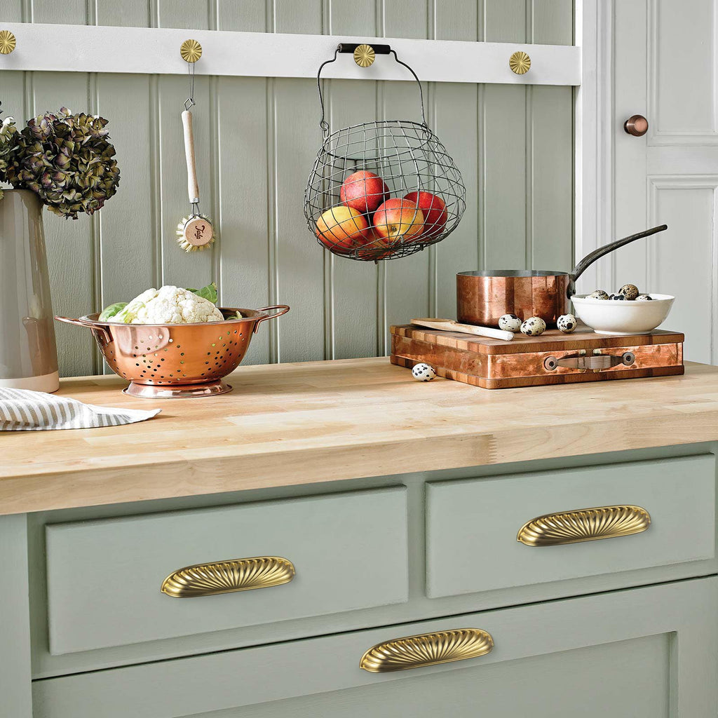 Modern 5''Hole Centers Brushed Gold Cabinet Pulls, Accessible Luxury Zinc Alloy Din Cup Cabinet Pulls with Mordern