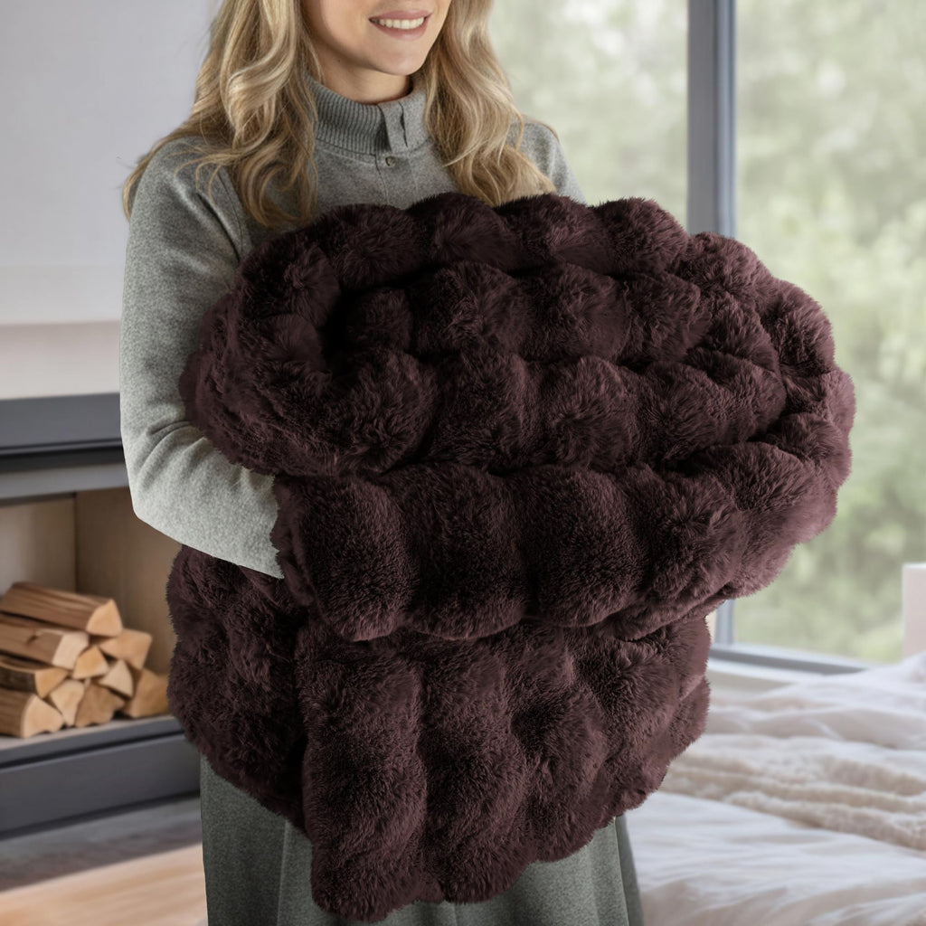 Faux Fur Throw Blanket for Couch, 3D Bubble Blankets