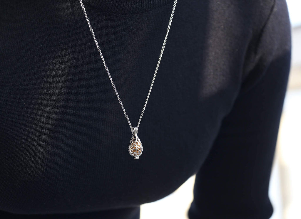 2 PCS Essential Oil Diffuser Necklace with a Gift Box, Hollow Ball and Teardrop Aromatherapy Pendant Locket Necklace