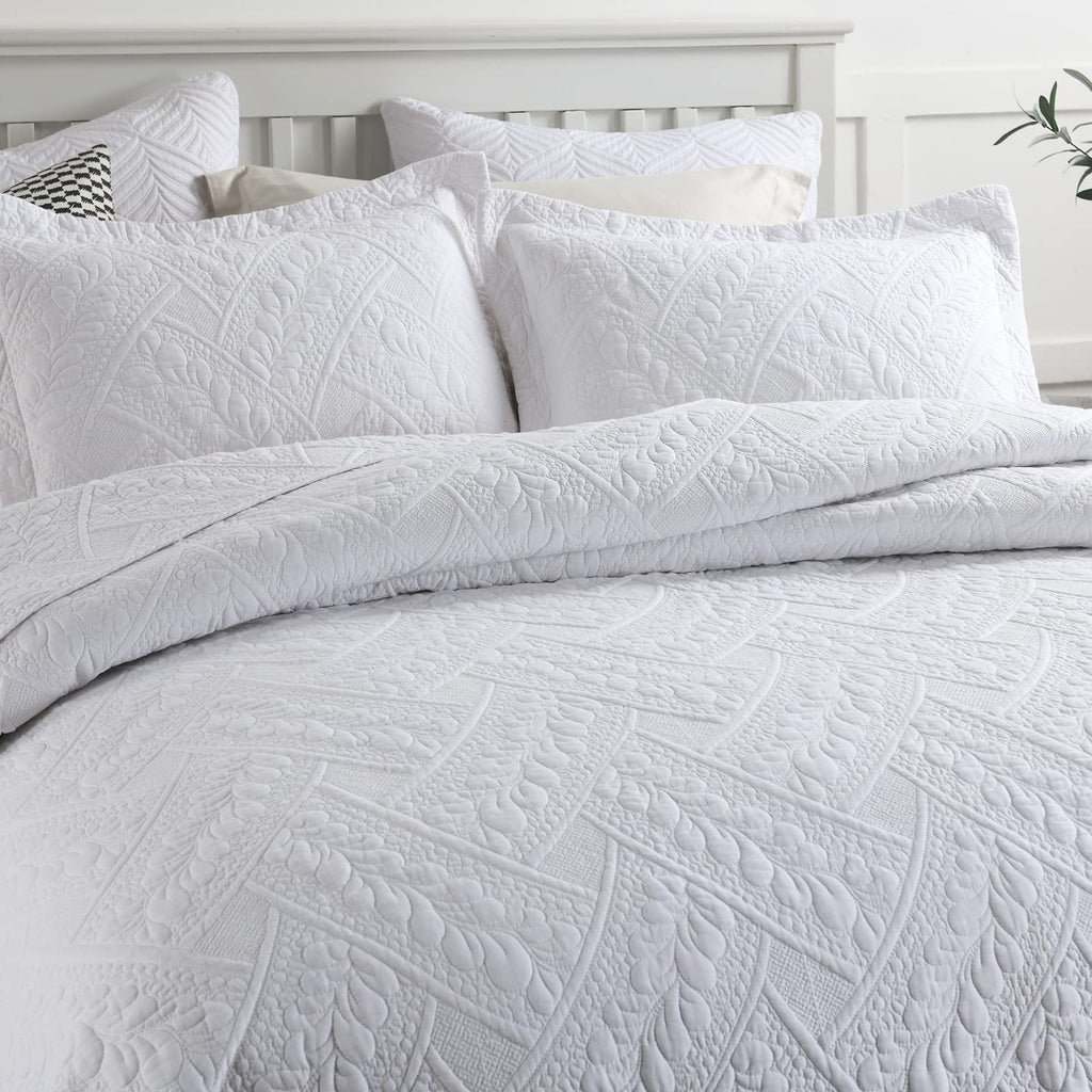 White Quilt Set Cotton Matelasse Coverlet Set Luxury Quilted Comforter Set Lightweight Fall Bedspreads