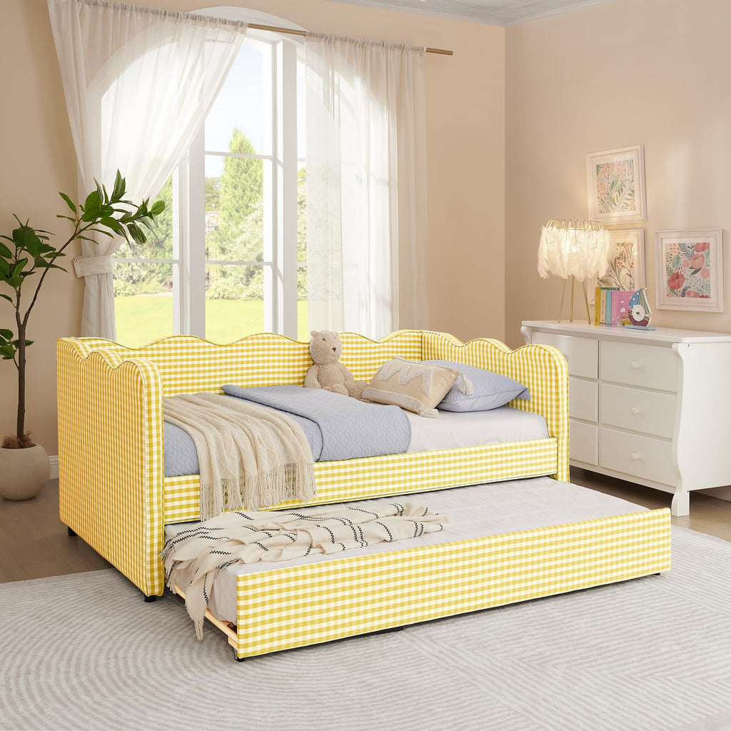 Twin Size Gingham Upholstered Daybed with Pop-Up Trundle, USB, Yellow