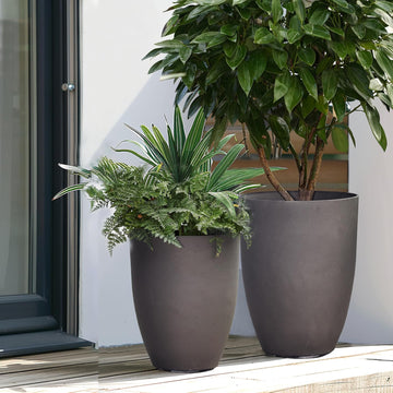 LuxenHome Set of 2 HDPE Tall Planters 16.5" & 13.5", Indoor Outdoor with Drainage Hole and Rubber Plug,Modern