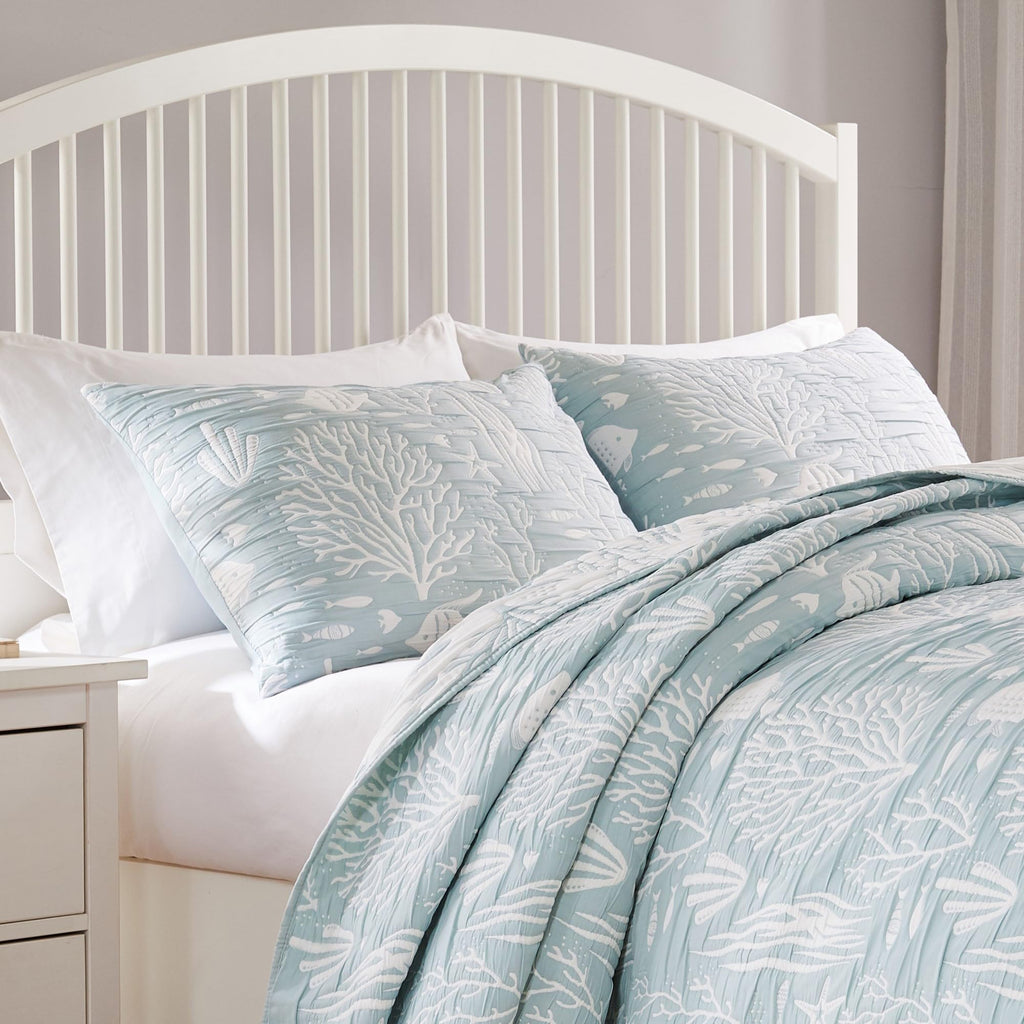 Home Coastal Paradise Woven Jacquard Matelasse Pillow Sham, Standard, Marina Seafoam