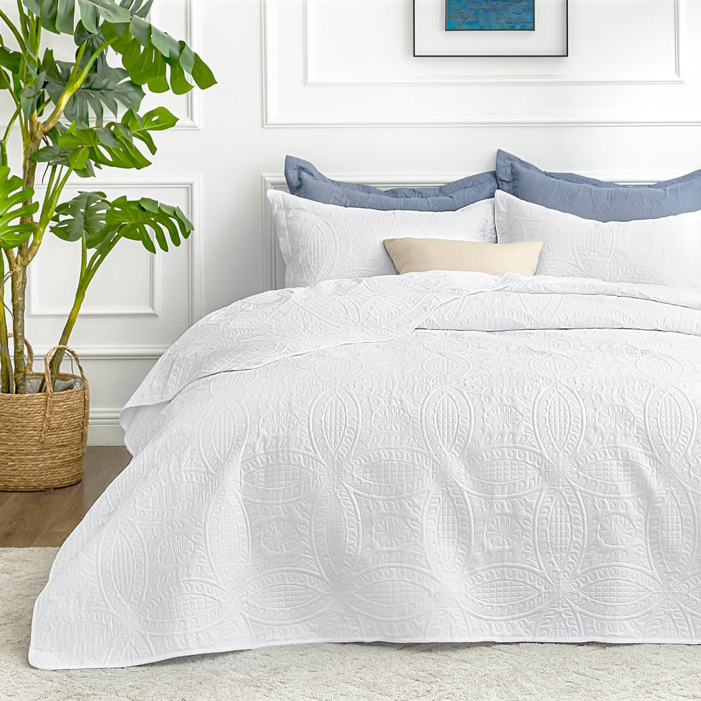 King Quilt Set White Bedspreads - Soft Bed Summer Lightweight Bedspread Comforter - Modern Style Coin Pattern