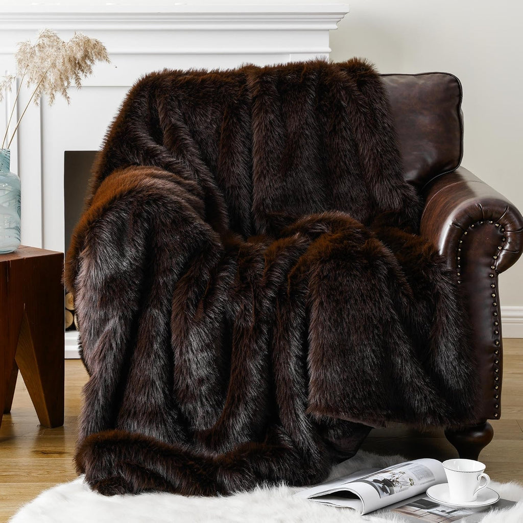 Luxury Brown Faux Fur Throw Blanket, Large Soft Warm Cozy Fuzzy Fluffy Fur Blankets and Throws for Bed, Home Decor