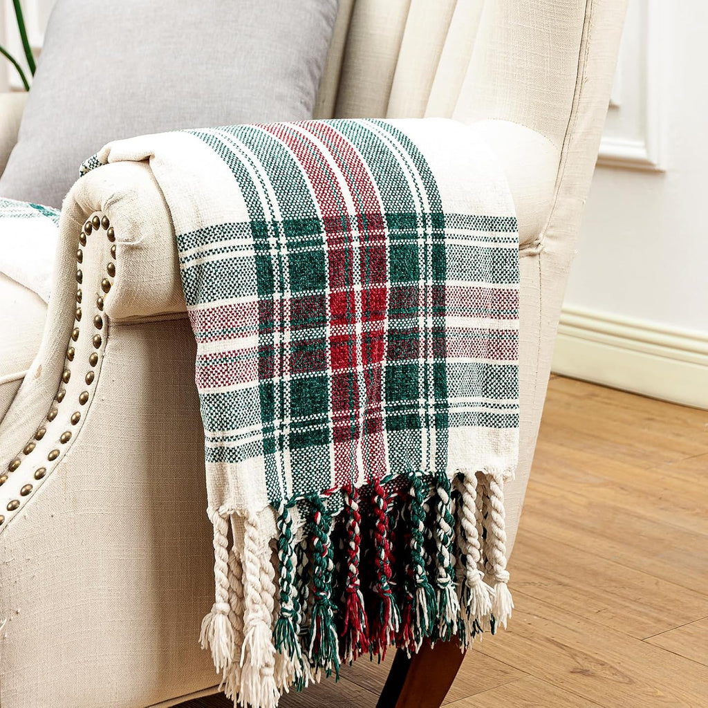 Christmas Throw Blanket with Tassels, Chenille Plaid Checkered Blanket for Couch Bed Sofa, Super Soft Cozy