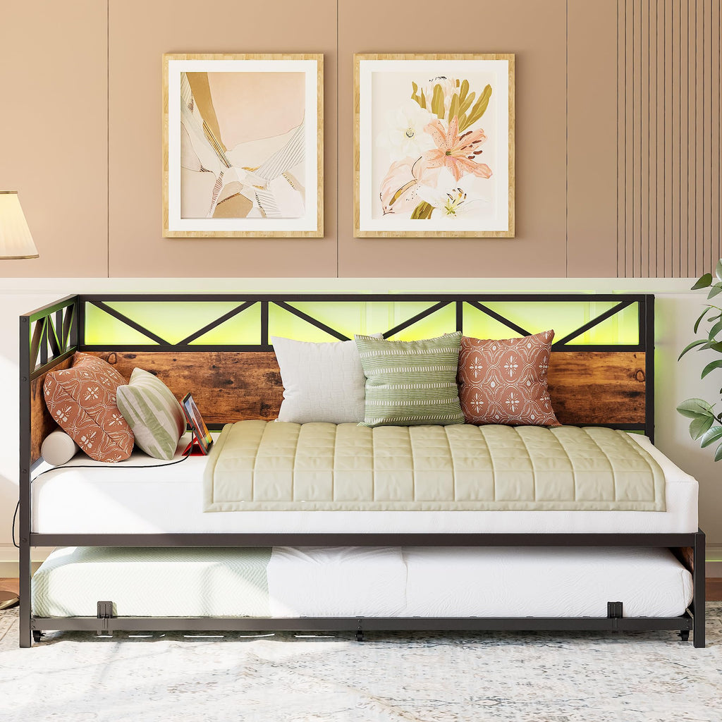 Twin Daybed with Trundle, Sofa Bed with Charging Station