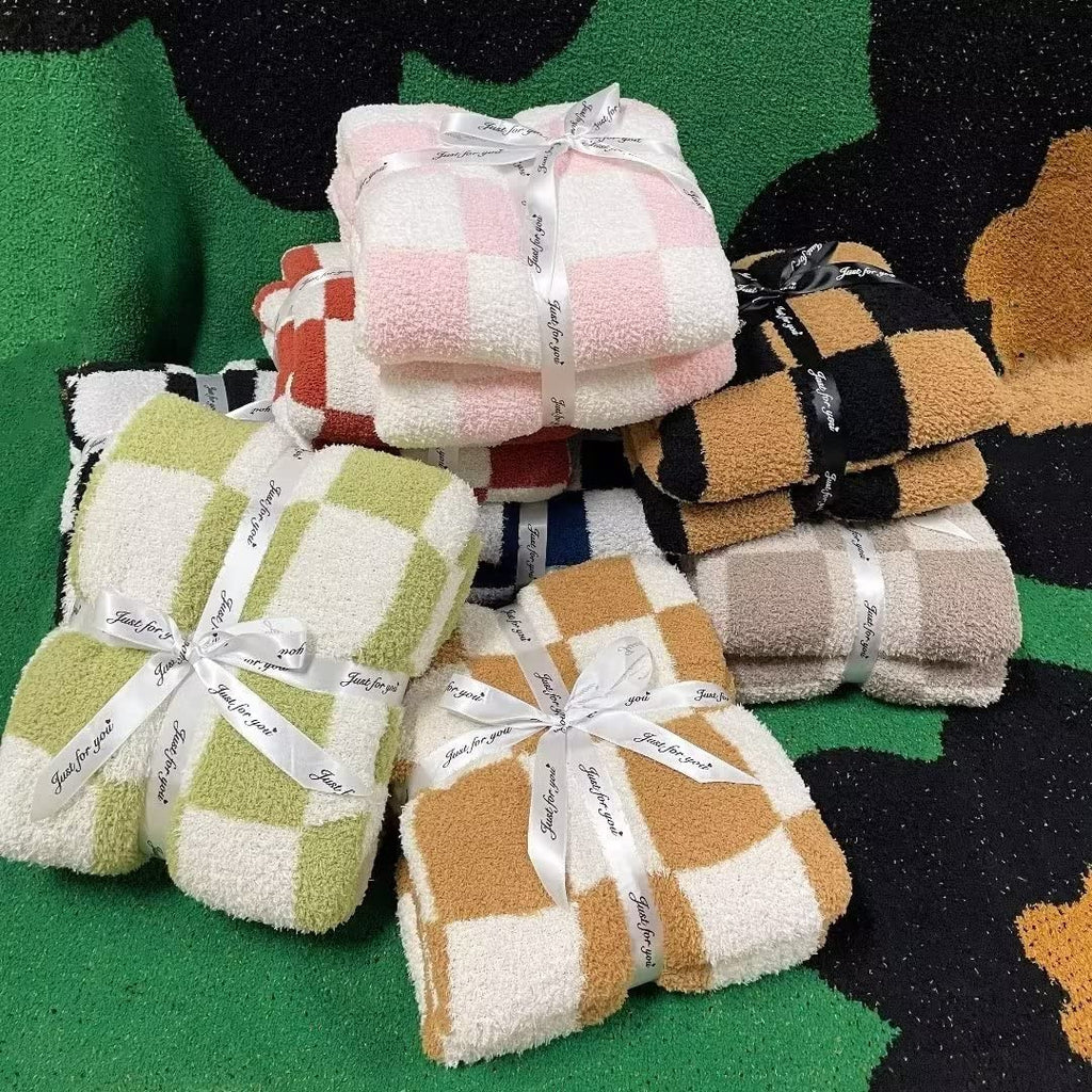 Ultra Soft Checkered Blanket Cozy Buffalo Check Throw Fluffy Knitted Reversible Throw Blanket Lightweight Fleece