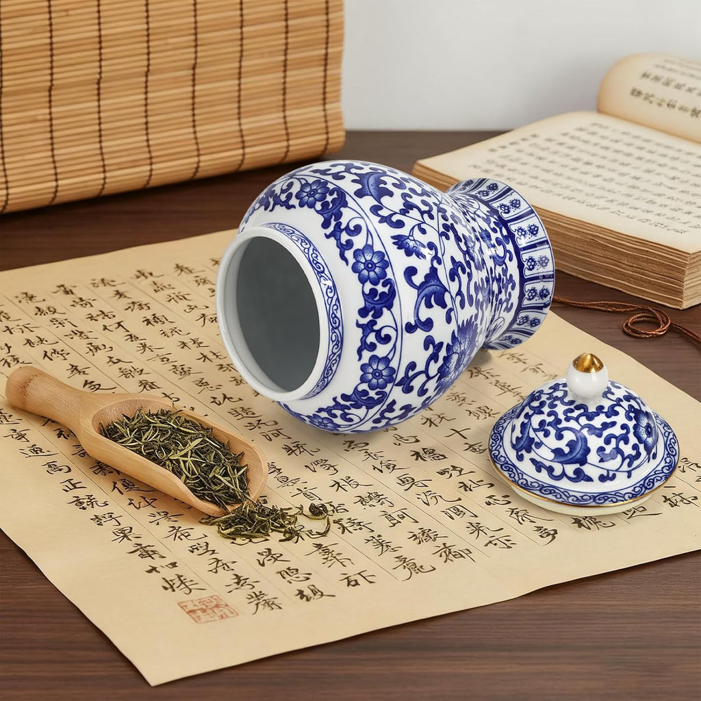 Blue and White Ginger Jar with Lid, 7.2 Inch Chinoiserie Porcelain Ginger Jars Airtight, Decorative Ceramic Tea Candy