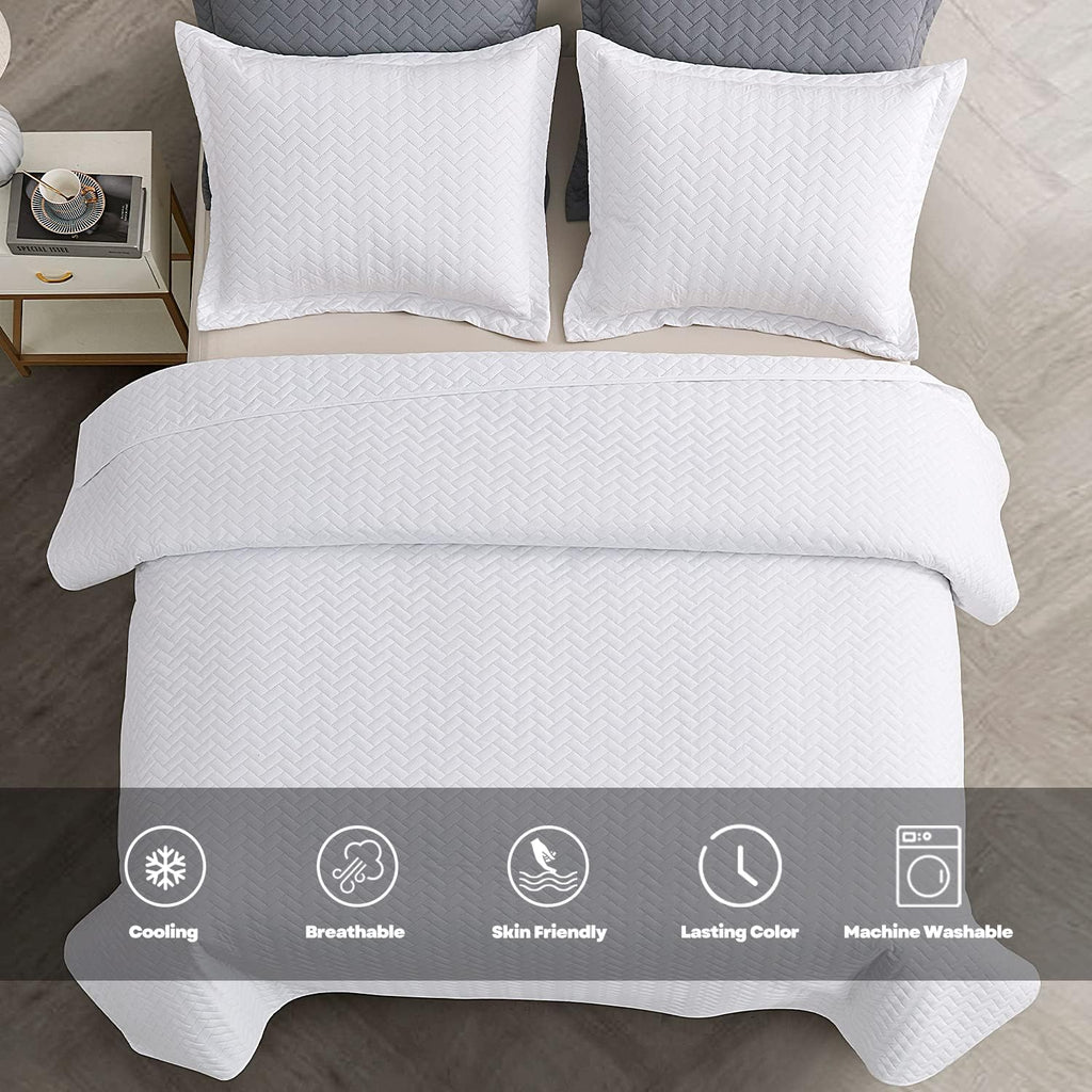 White Quilt Set Queen, Lightweight Bedspread Ultrasonic Chevron Pattern Light Coverlet for All Season Comforter