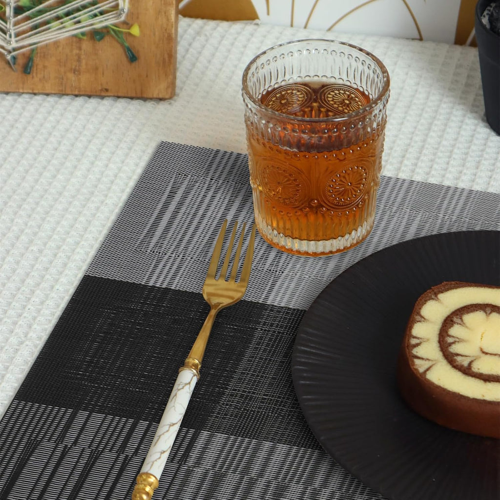 Black Placemats Washable Place Mats Vinyl Woven Table Mats Wipeable Placemat Dining Table Decoration Indoor - Set of 6
