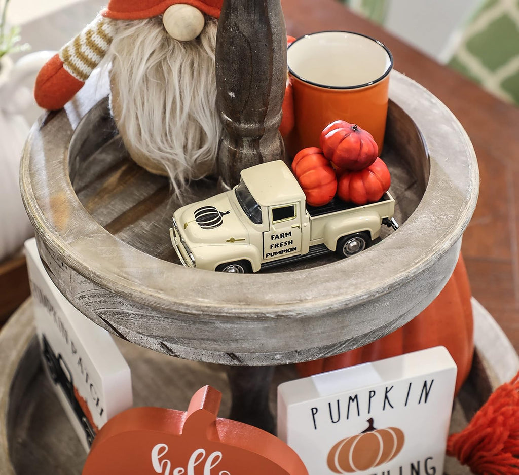 Fall Pumpkin Truck Decor Mini Metal Farm Truck with 3 Pumpkins