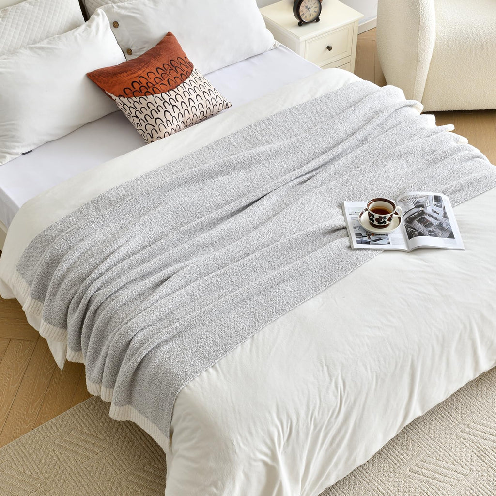 Chunky Knit Boucle Throw Blanket, Soft Washable Coastal Blanket for Bed Couch, Lightweight Cozy Oversized Feather