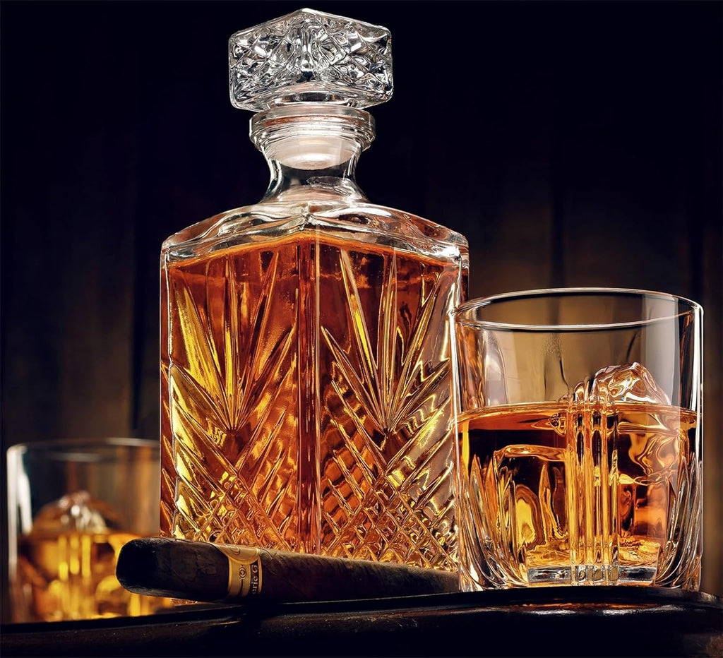 Selecta Collection Whiskey Decanter - Sophisticated 33.75oz Diamond Decanter With Starburst Detailing - For Whiskey