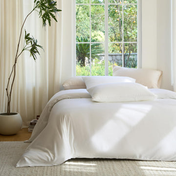 DOZ Duvet Cover Set, 100% Viscose derived from Bamboo, Organically Grown, Buttery Soft, Cooling Duvet Covers, High