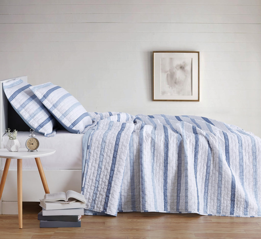 Waffle Stripe White and Blue Polyester 3-Piece Quilt Set, Stripe Themed, for Men and Women, Oeko-TEX