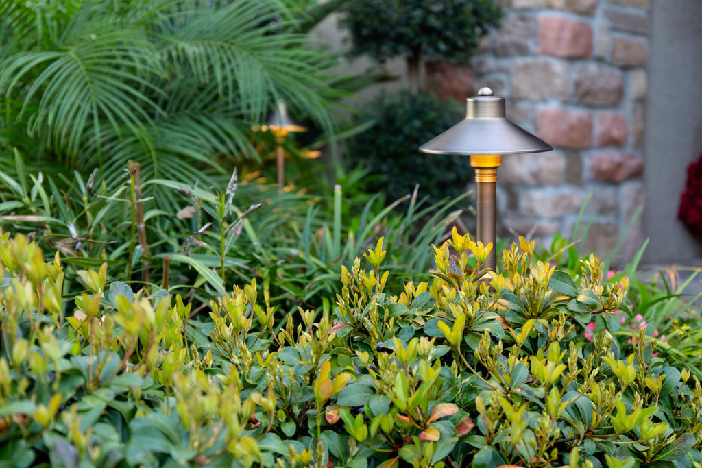 15-Pack 12V Brass Flat Hat Path Lights (7" Shade, 24" Tall), Bronze