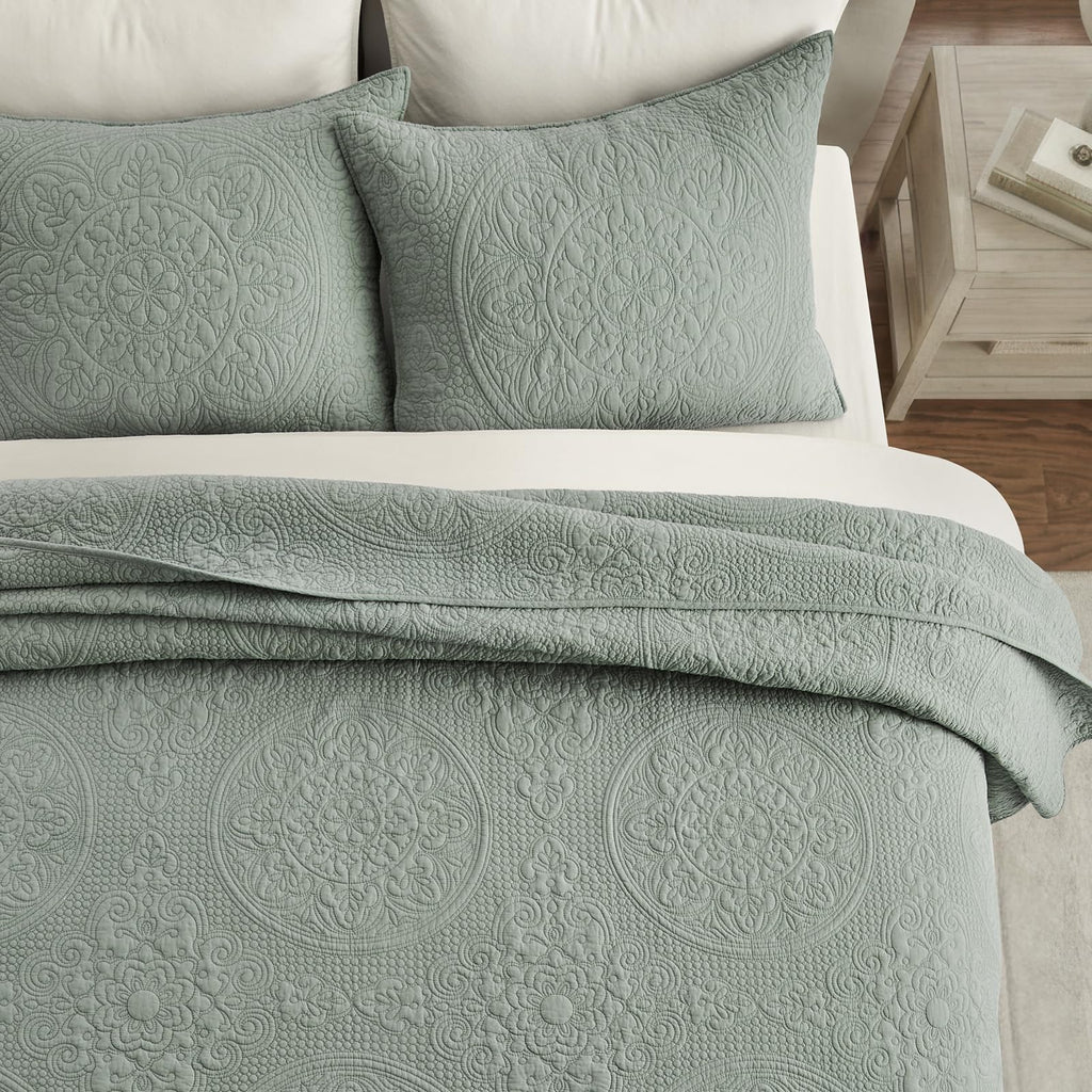 100% Cotton Medallion Stitch Quilt Set, Soft Sea