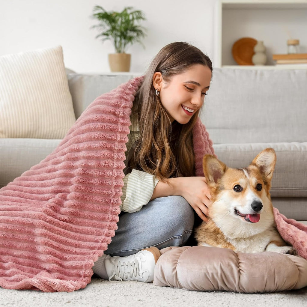 Fleece Throw Blanket, Fluffy, Plush Lightweight Pink Throw Blankets, 50x60 inches