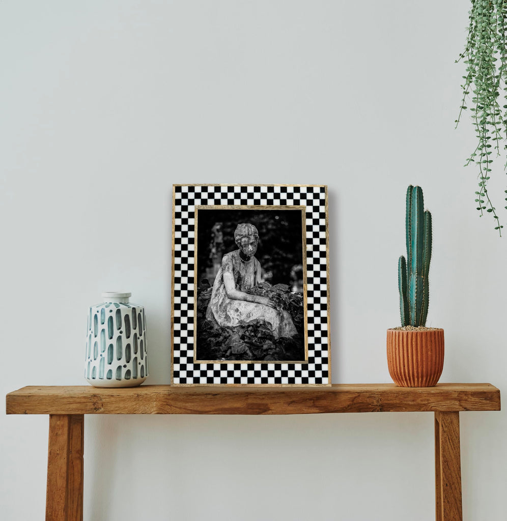 5x7 Handmade Photo Frame - Black & White Checkered Wood Pattern, Vintage Rustic Style, Tabletop/Wall Decor