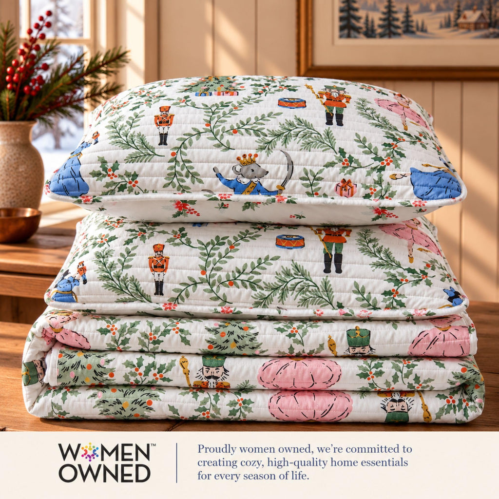 Christmas Quilt Set King/Cal King, Reversible Bedspread, Nutcracker