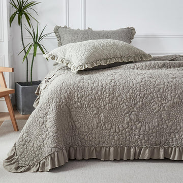 Tan Taupe Crinkled Ruffled Quilt Set 3pcs 80''x90''