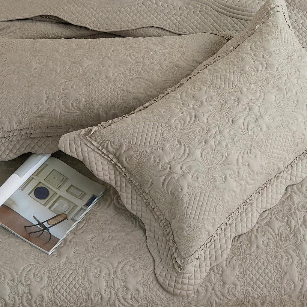 Oversized Quilts Set King Size 3 Piece Bedding Set Reversible Bedspread with 2 Pillow Shams Coverlet Lightweight Soft