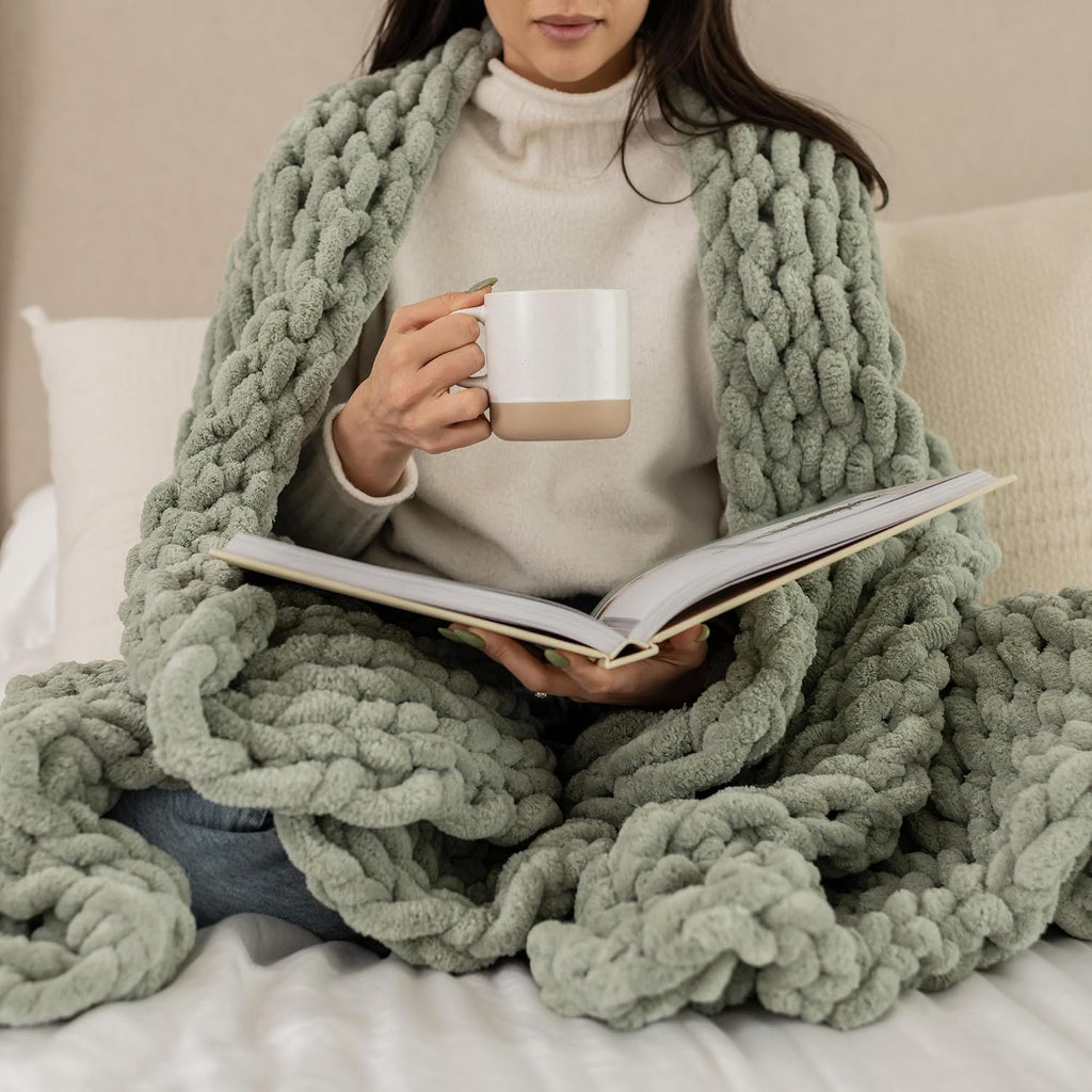 Chunky Knit Throw Blanket 50x60, Sage Green Chenille Throw Blanket, Soft Fluffy Cable Knit Blanket, Oeko-TEX