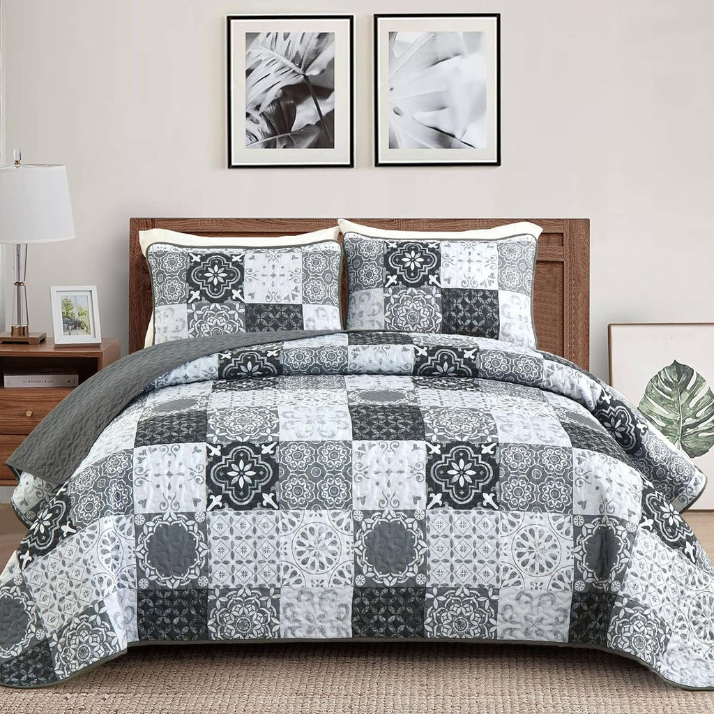 Grey Black Quilt Set Queen, Boho Plaid Patchwork Bedspreads Coverlet Set, 3 Pieces Soft Lightweight Microfiber