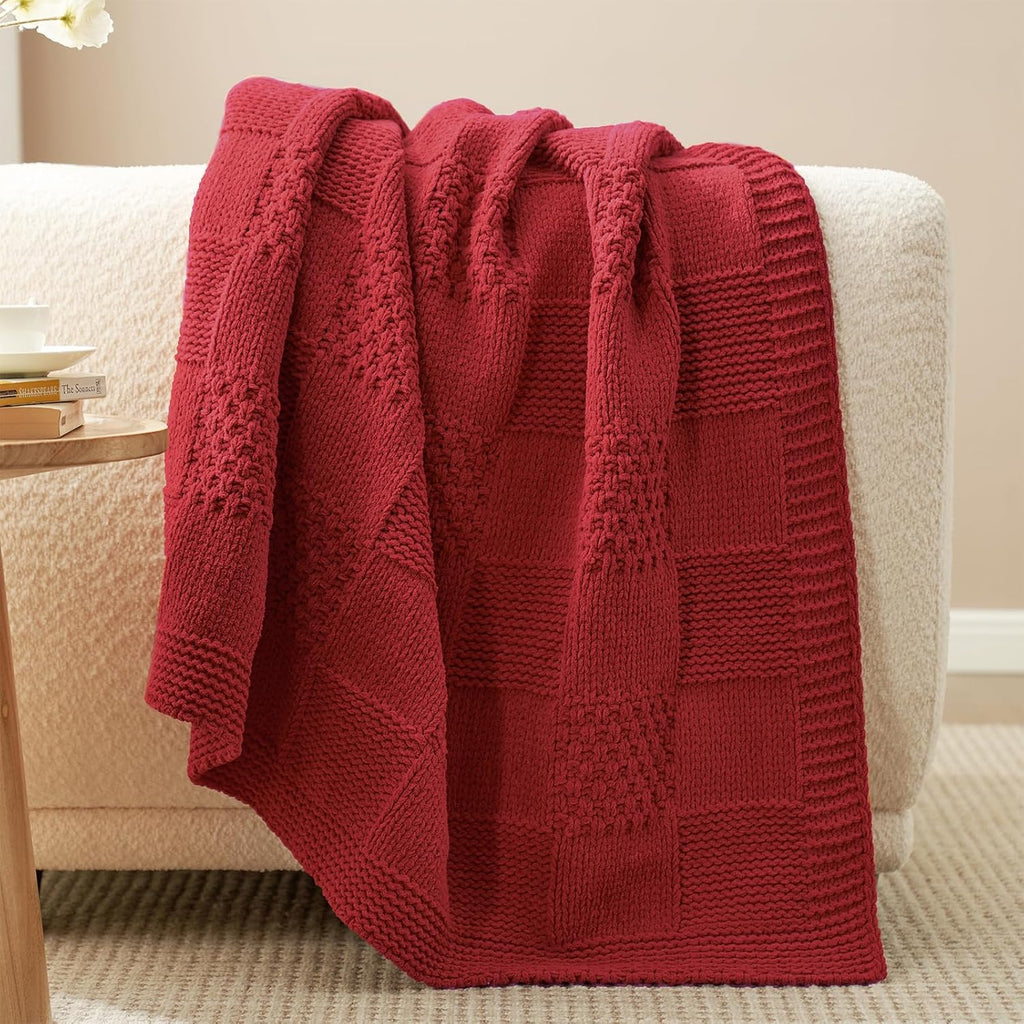 Checkered Knit Throw Blanket for Couch, Christmas Red, 50"x60"