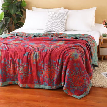 100% Cotton Floral Jacquard Quilt, Soft Lightweight Bed Blanket, 3 Layers Reversible Bedspread Coverlet Breathable