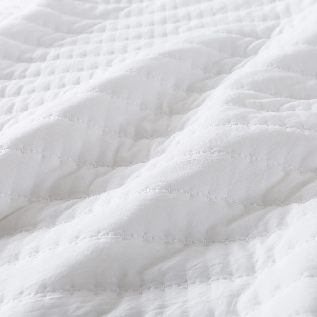 White Queen Quilt Bedding Sets with Pillow Shams, Full Lightweight Soft Bedspread Coverlet, Quilted Blanket Thin