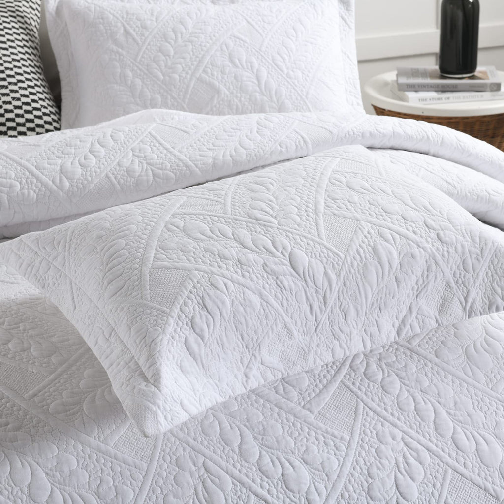 White Quilt Set Cotton Matelasse Coverlet Set Luxury Quilted Comforter Set Lightweight Fall Bedspreads