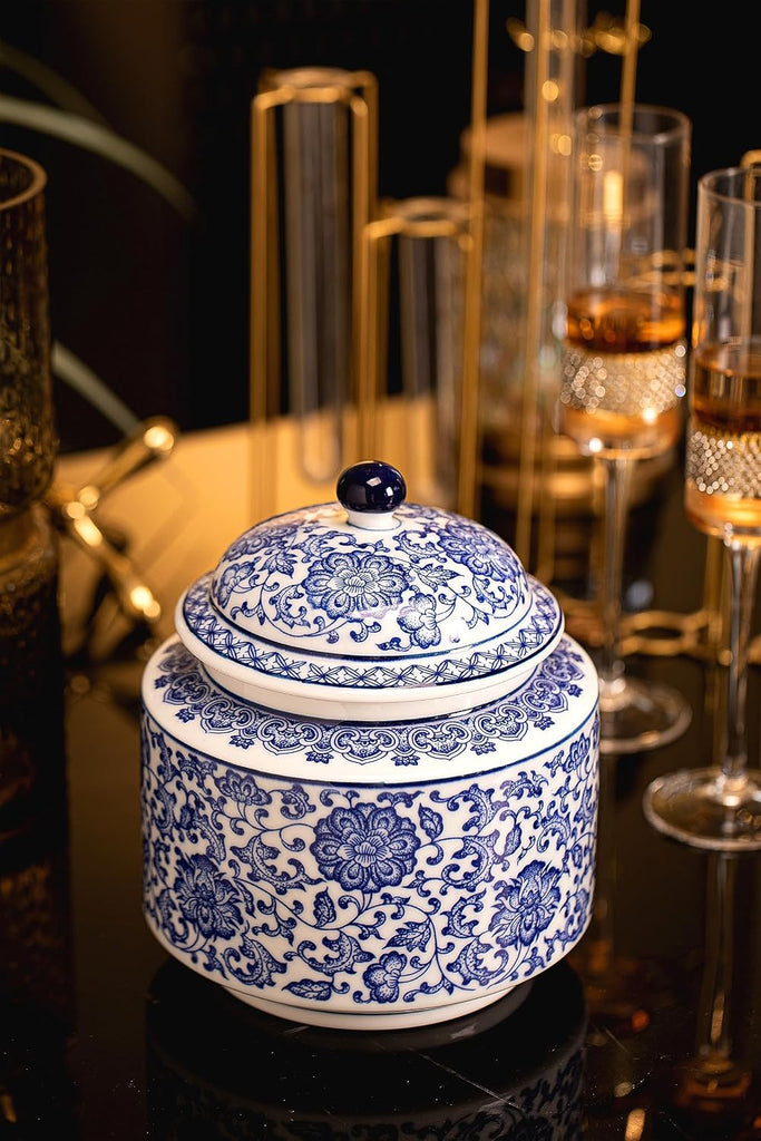 Blue and White Ginger Jar, Chinoiserie Vase, Small Chinoiserie Porcelain Décor, Ginger Jar Vase Decor, Shelf, Table