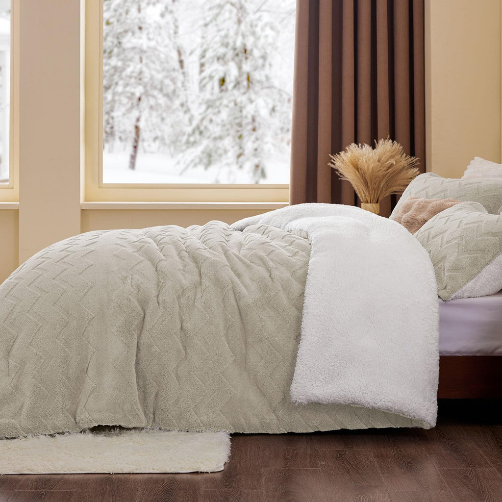Fluffy Sherpa Comforter Set, Taupe