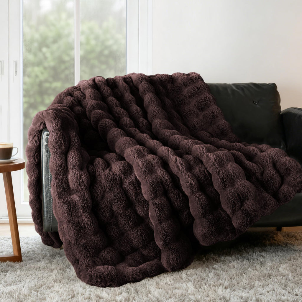 Faux Fur Throw Blanket for Couch, 3D Bubble Blankets