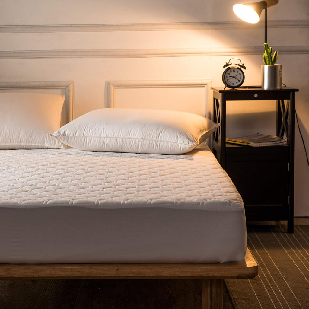 Premium Quilted Fitted Mattress Pad Protector Made with Natural Combed Cotton - Cooling and Breathable Mattress