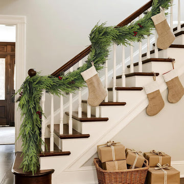 Artificial Christmas Norfolk Pine Garland for Stairs Decor (16 FT,1 PCS)