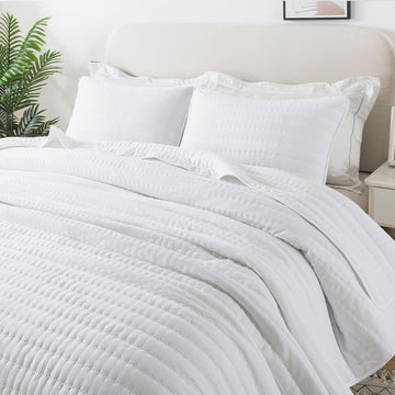 White Queen Quilt Bedding Sets with Pillow Shams, Full Lightweight Soft Bedspread Coverlet, Quilted Blanket Thin