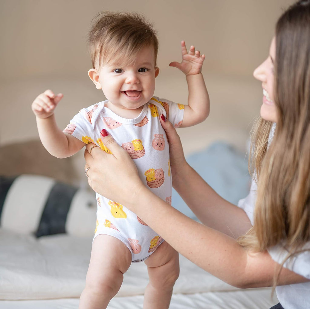 Organic Cotton Onesie Baby Bodysuit, Soft and Comfortable Baby Onesies Made from Organic Cotton and Spandex