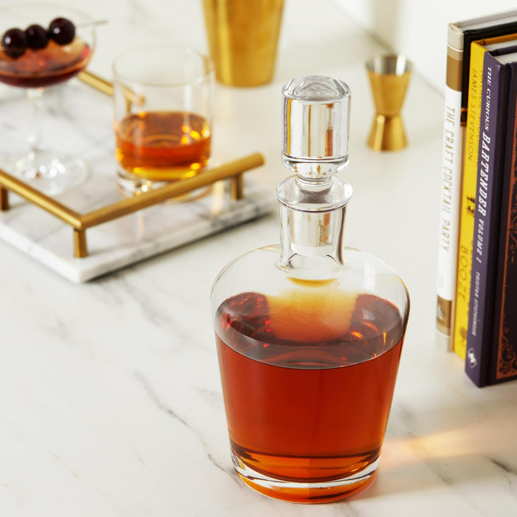 Rothwell Whiskey Decanter with Airtight Stopper, Liquor Decanters for Bourbon Scotch Vodka Gin Cocktail Party Home