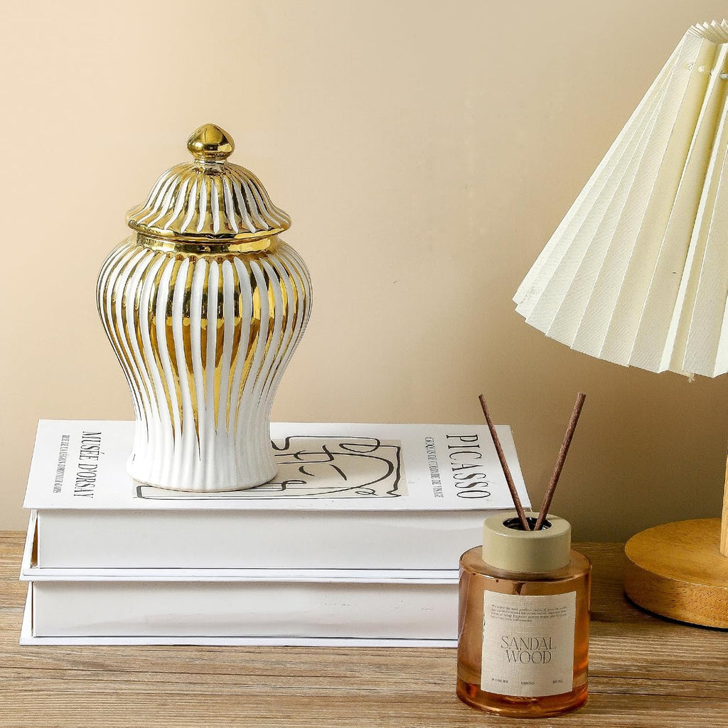 Ginger Jar, Small White Gold Vase for Decor Decor, Modern Handmade Decorative Flower Vase, Ceramic Ginger jar