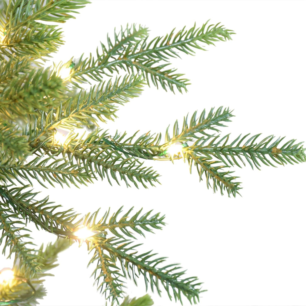7.5 Foot Pre-Lit Alberta Spruce Artificial Christmas Tree with 1,000 Warm White LED Lights