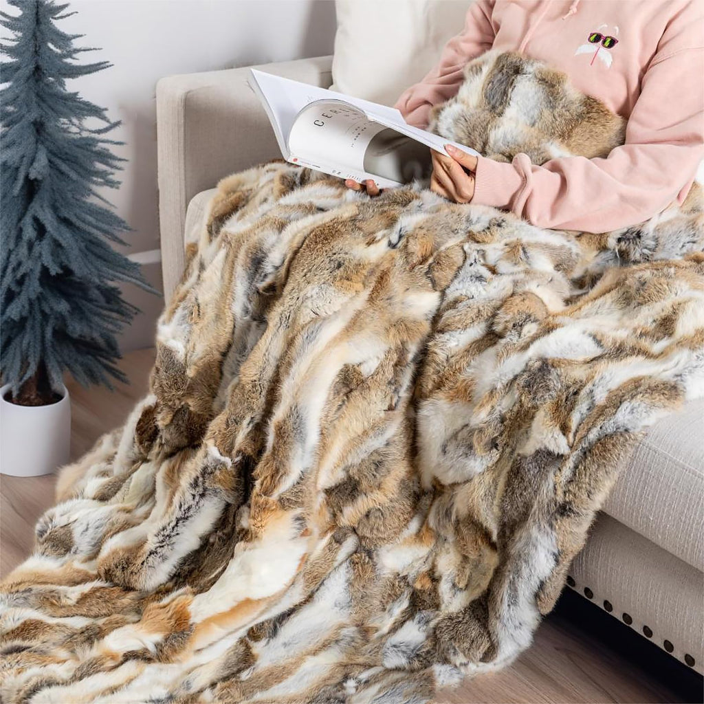 Fur Blanket Throw for Couch Tan Rabbit Fur Throw Blanket Non-Woven Fabric Backing Fuzzy Fluffy Super Soft Plush