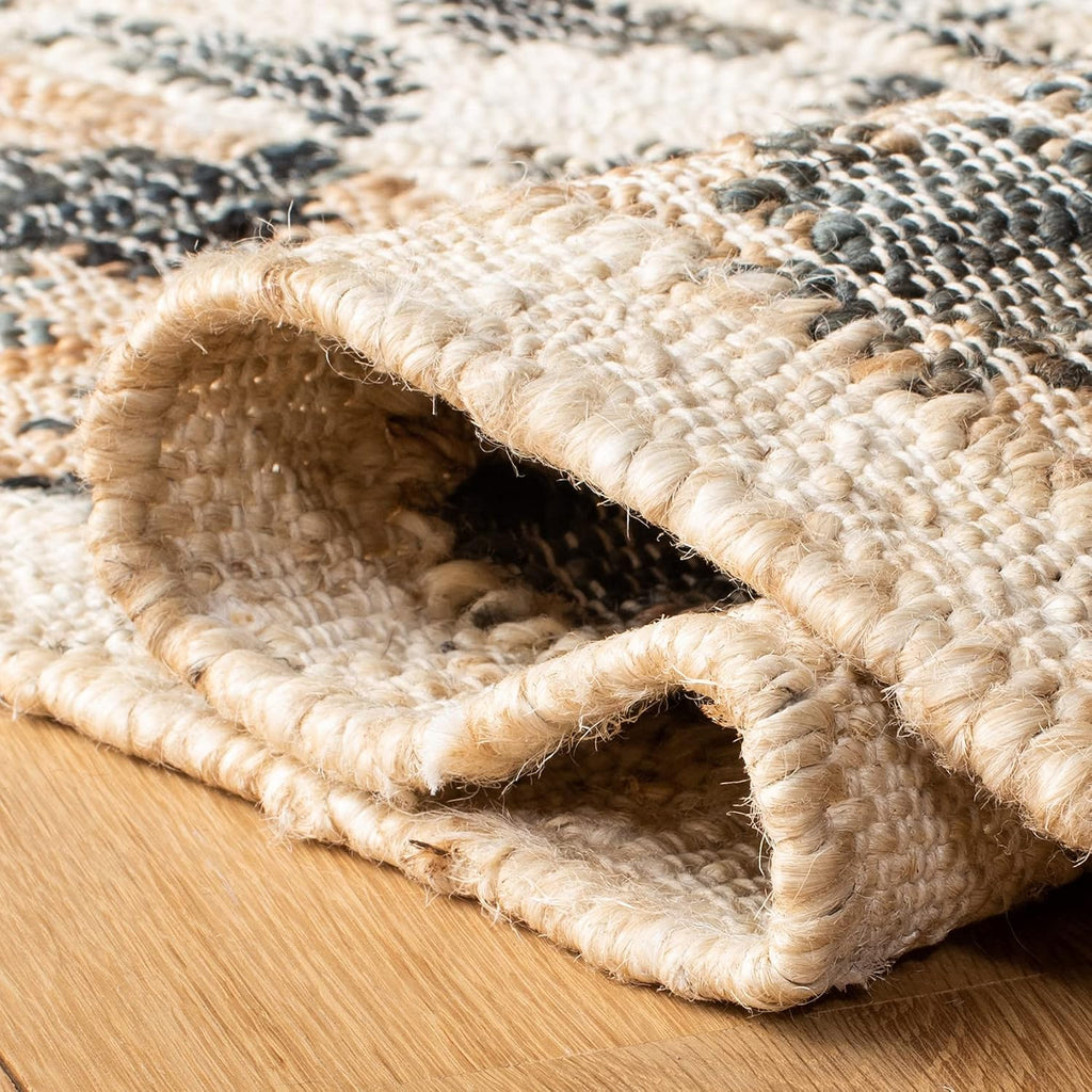 Kilim Collection Area Rug, Ivory & Grey, Handmade Flat Weave Jute, Ideal for High Traffic Areas (KLM755A)